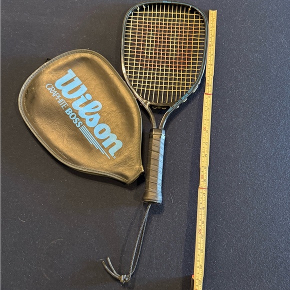 Graphite Boss Racket with Multicolor Strings - Picture 1 of 7